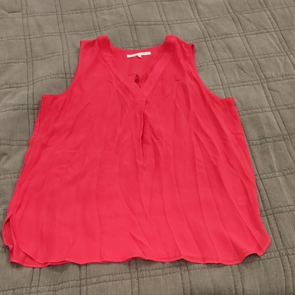 Violet & Claire Tops - Violet & Claire Sleeveless Vibrant Pink Blouse Size M, New Without Tags!